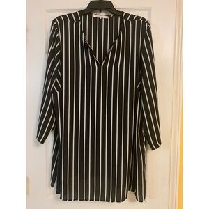 Black and White Striped Women's Tunic Top